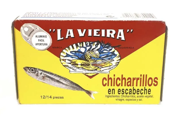 Verduras asadas con chicharrillos.